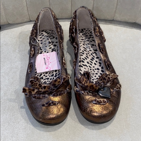 Roberto Cavalli Other - new robert cavalli flats!